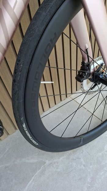 Used Specialized Tarmac SL8 Expert - Shimano Ultegra Di2 2026 2026 Road & Gravel — image 7 of 9
