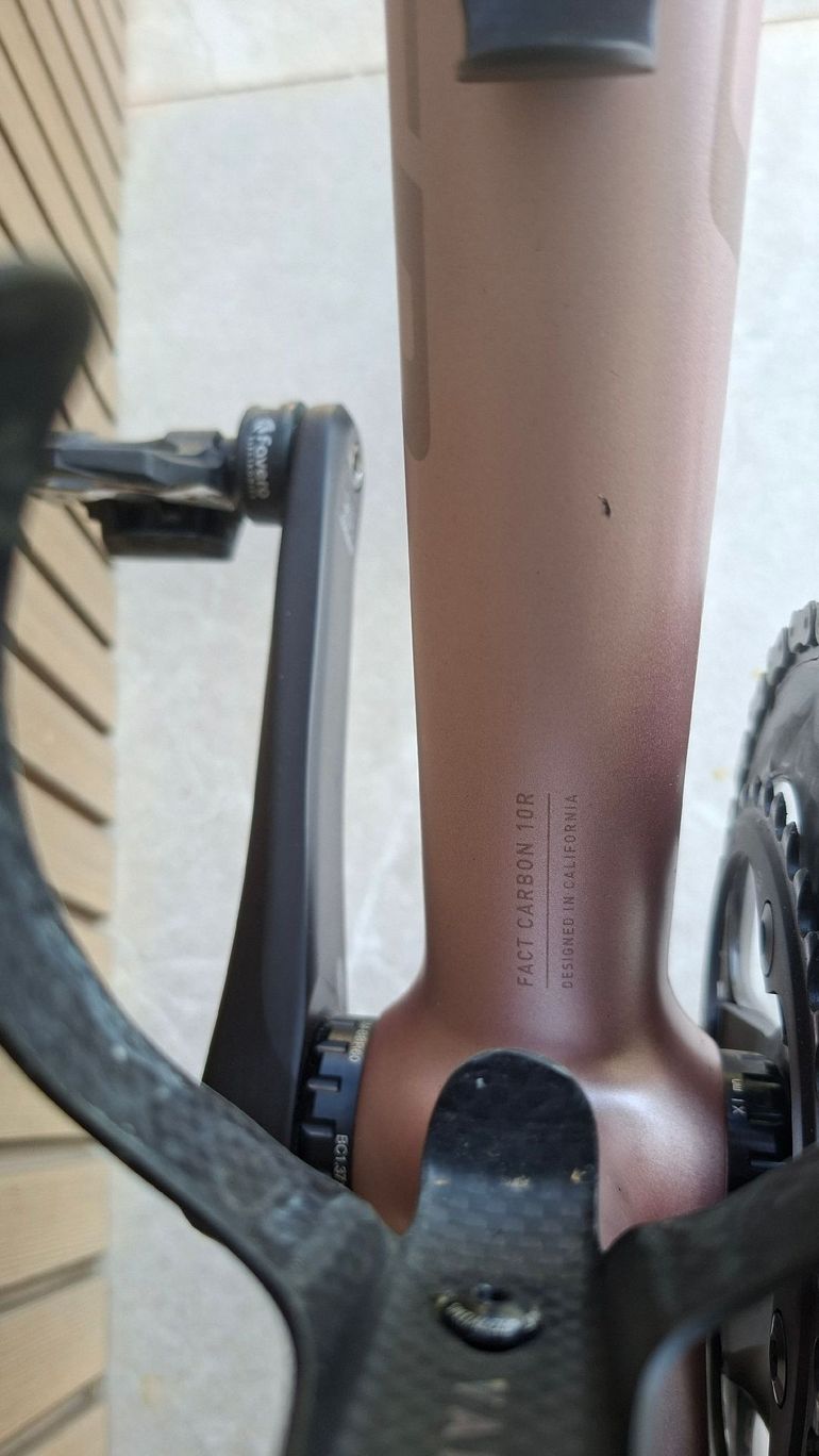 Used Specialized Tarmac SL8 Expert - Shimano Ultegra Di2 2026 2026 Road & Gravel — image 8 of 9