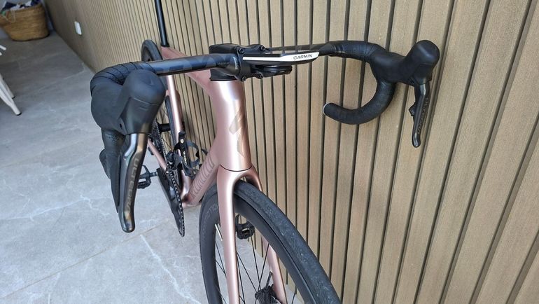 Used Specialized Tarmac SL8 Expert - Shimano Ultegra Di2 2026 2026 Road & Gravel — image 5 of 9