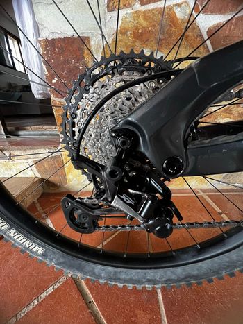 Used Cannondale Jekyll 2 2024 2024 Mountainbike — image 9 of 14