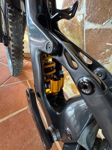 Used Cannondale Jekyll 2 2024 2024 Mountainbike, Black, 29 — image 3 of 14