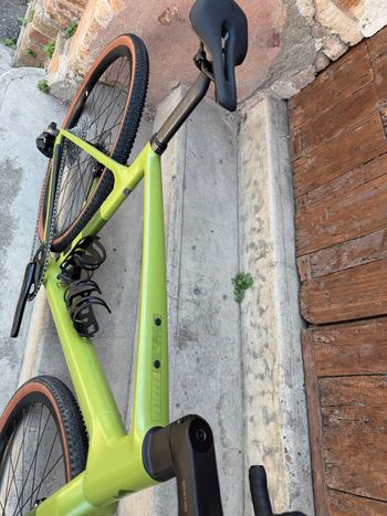 Used Scott Addict Gravel 30 2024 2024 Road & Gravel — image 16 of 18