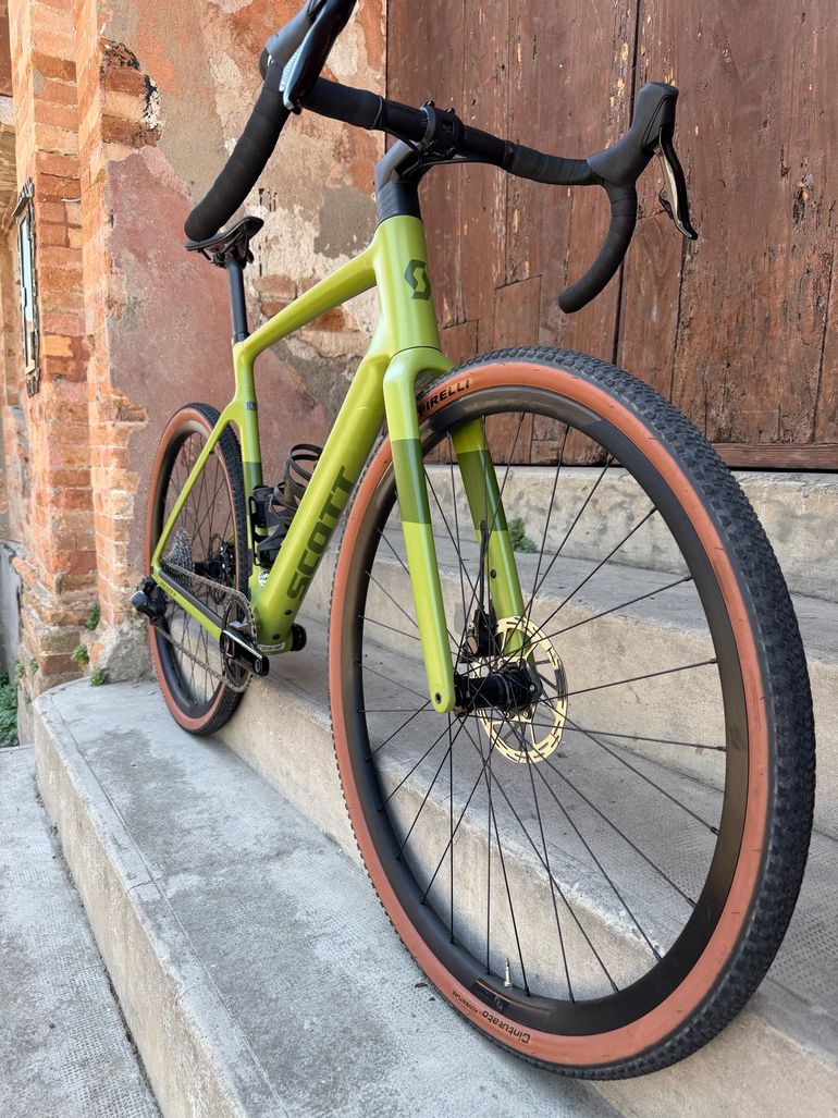 Used Scott Addict Gravel 30 2024 2024 Road & Gravel — image 3 of 18