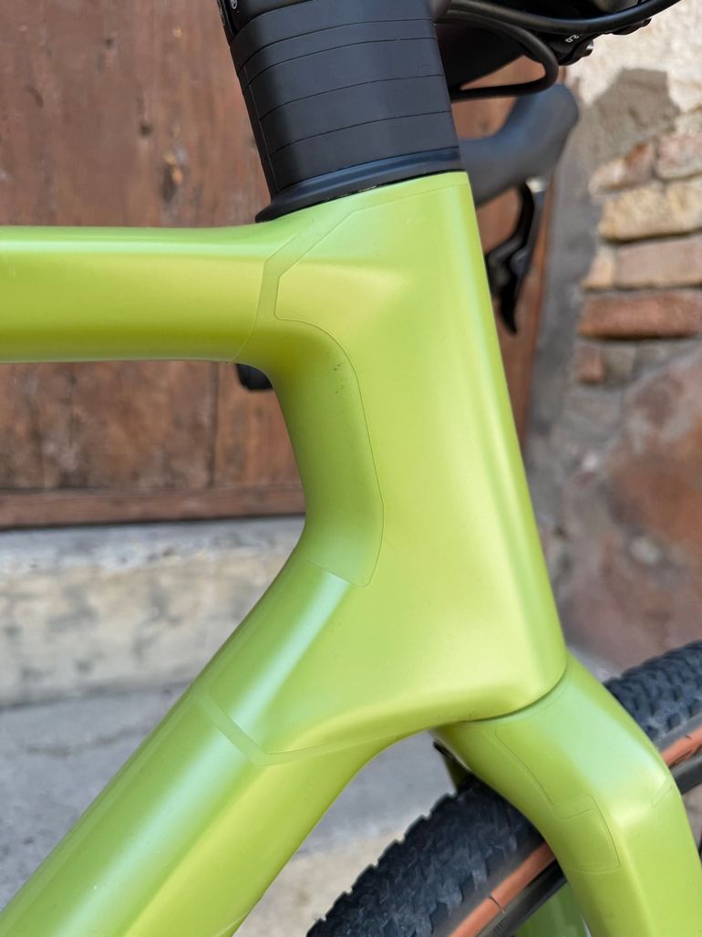 Used Scott Addict Gravel 30 2024 2024 Road & Gravel — image 10 of 18