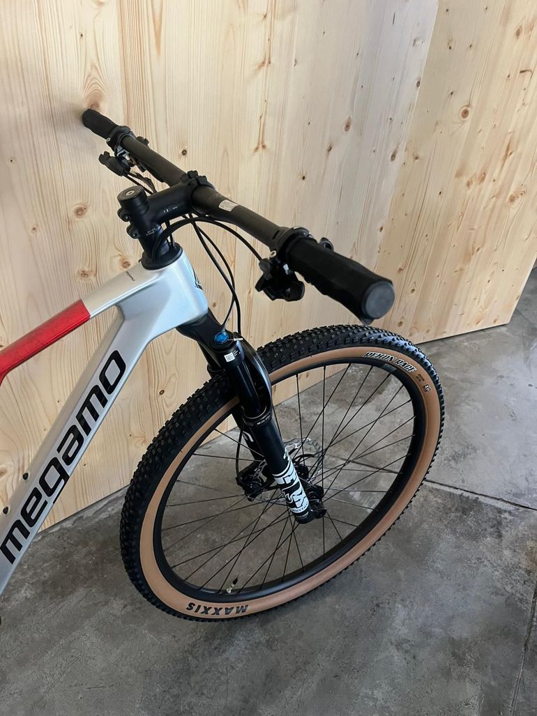 Used Megamo Track 100 SX 2026 2026 Mountainbike, Light Gray — image 3 of 7
