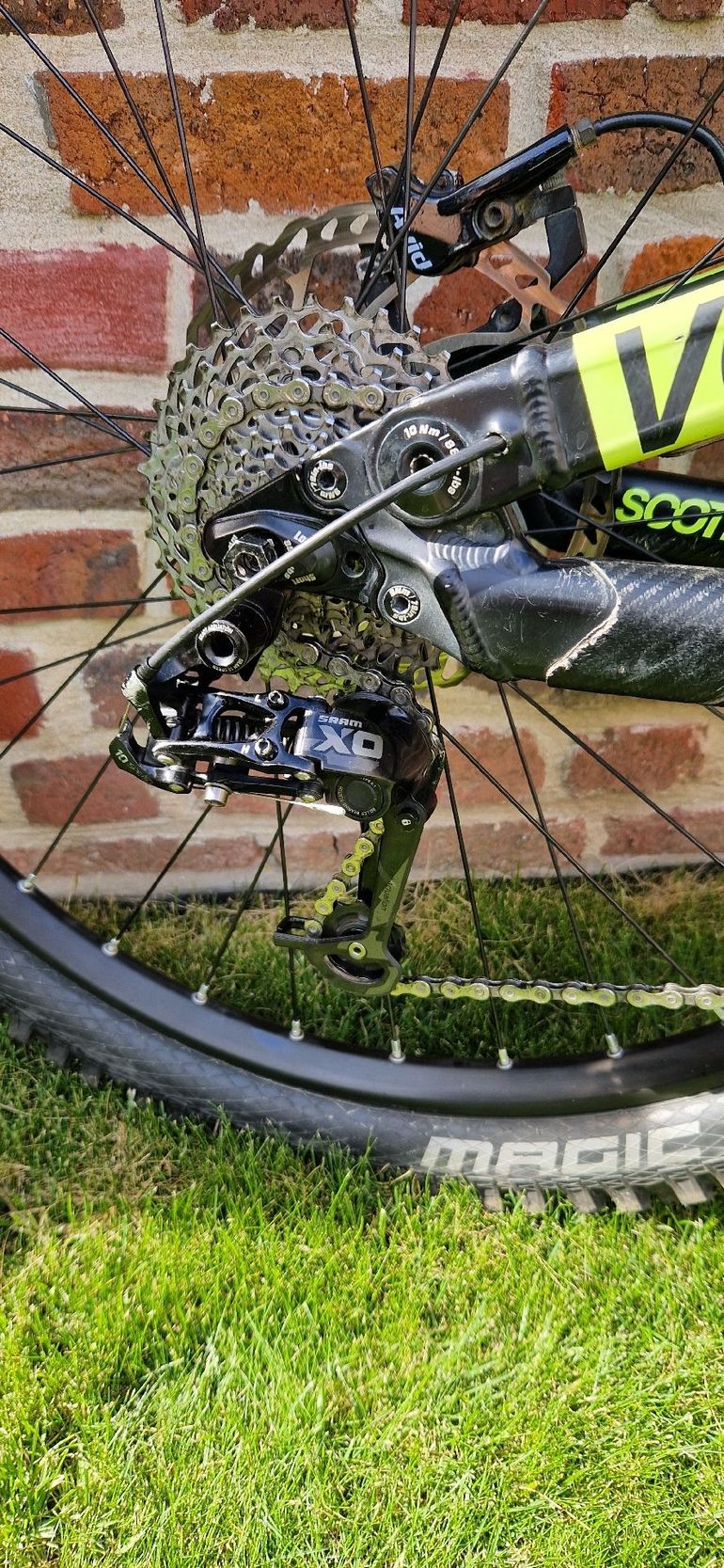 Used Scott Voltage SRAM X0 2017 Mountainbike, Black — image 7 of 19