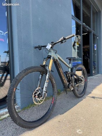 Used Moustache Game Shimano Deore XT 2023 Mountainbike — image 2 of 6