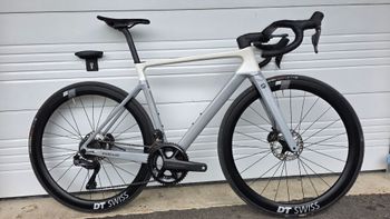Used Focus IZALCO MAX 9.8 2024 2024 Corsa & gravel