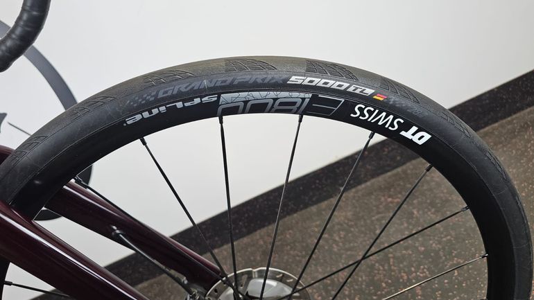 Used Canyon Endurace CF SL 8 WMN Disc 2022 2022 Road & Gravel — image 16 of 23