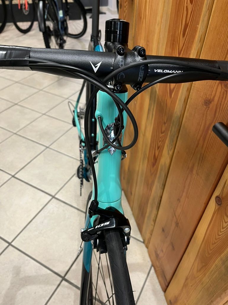 Used Bianchi BIANCHI OLTRE XR3 2026 TG 61 (XXL) RIM NEW 105 2026 Road & Gravel, Green — image 11 of 13