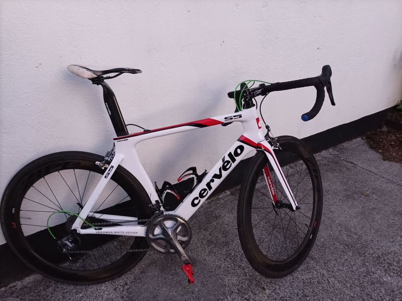 Używany Cervélo Cervelo S5 VWD 2012 2012 Road & Gravel