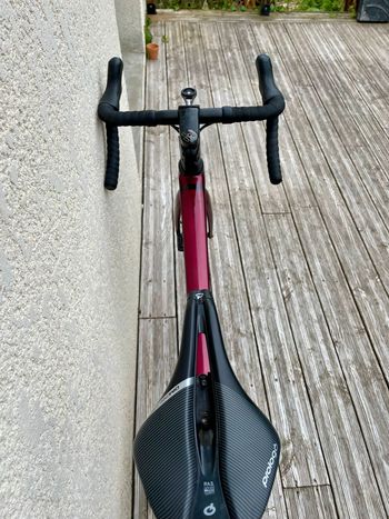 Used Lapierre Xelius SL 5.0 Di2 2024 2024 Road & Gravel, Red — image 7 of 9