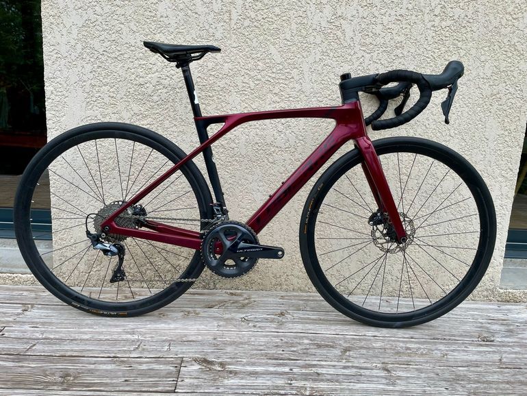 Used Lapierre Xelius SL 5.0 Di2 2024 2024 Road & Gravel, Red — image 1 of 9