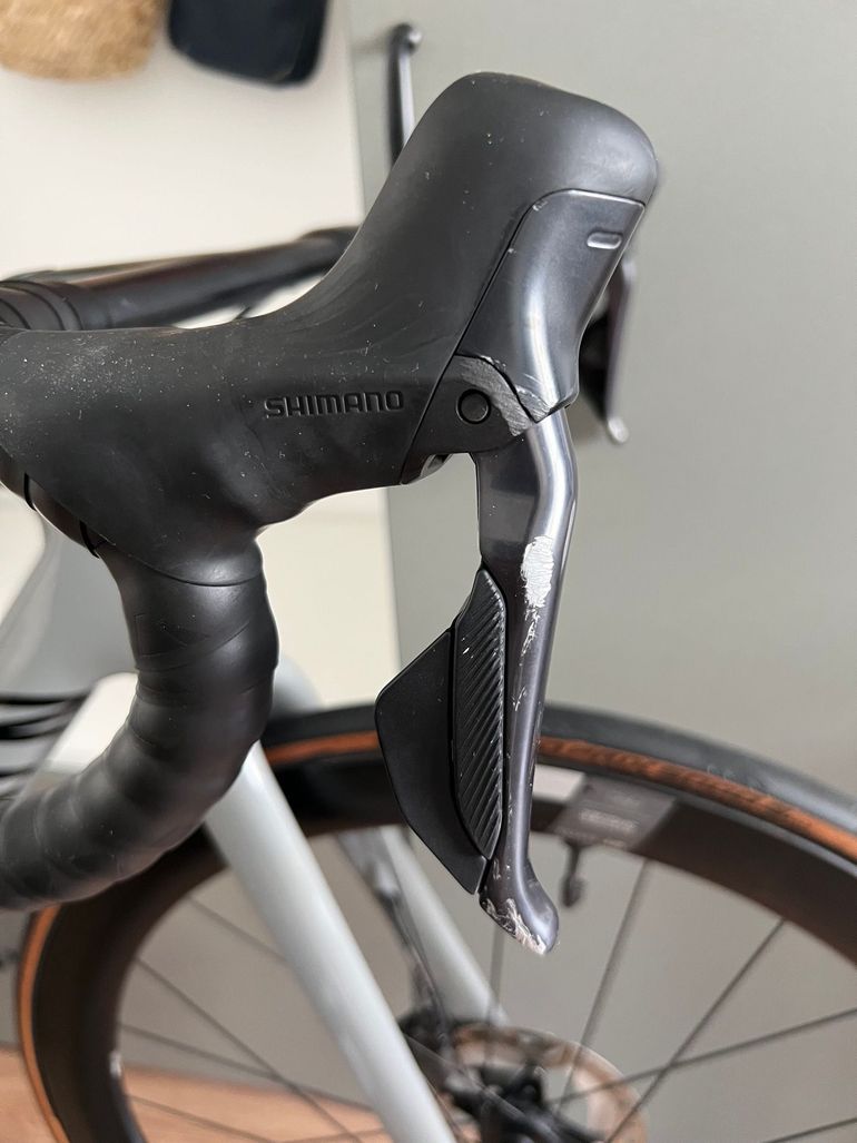 Used Canyon Ultimate Shimano Ultegra Di2 2022 Road & Gravel, Gris claro — image 4 of 5