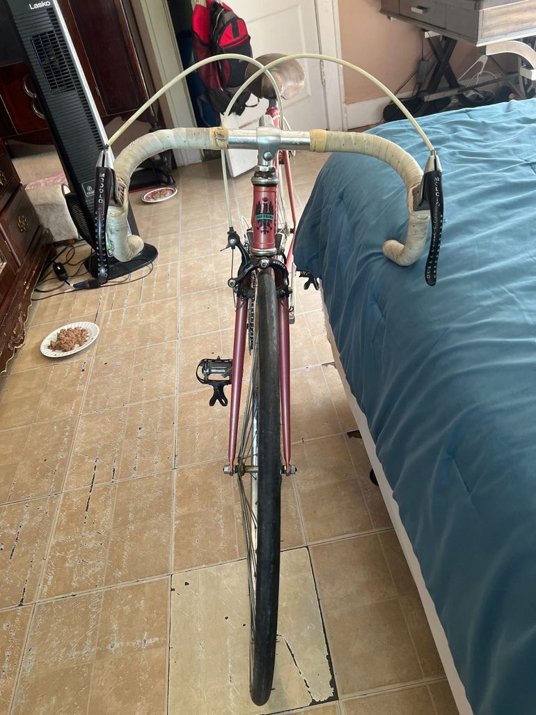 Used Bianchi Bianchi Custom Other Campagnolo 1984 Road & Gravel, Red — image 7 of 8
