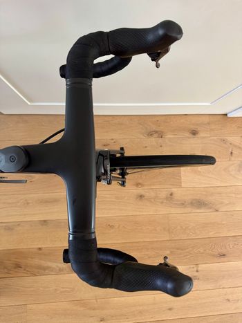 Used Canyon Ultimate CF SLX 8.0 Di2 2019 2019 Road & Gravel, Negro — image 16 of 22