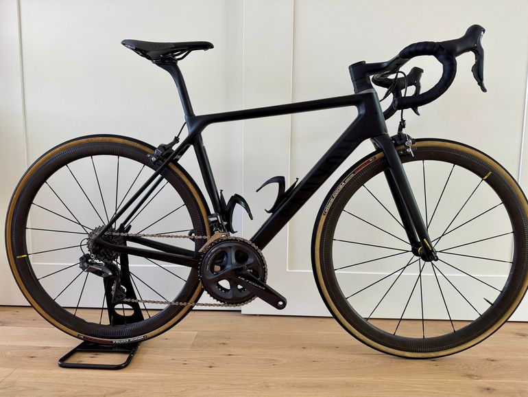 Used Canyon Ultimate CF SLX 8.0 Di2 2019 2019 Road & Gravel, Negro — image 20 of 22