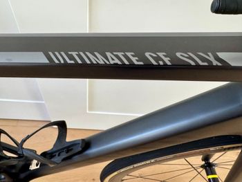 Used Canyon Ultimate CF SLX 8.0 Di2 2019 2019 Road & Gravel, Negro — image 8 of 22