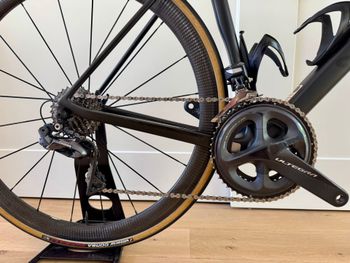 Used Canyon Ultimate CF SLX 8.0 Di2 2019 2019 Road & Gravel, Negro — image 3 of 22