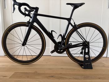 Used Canyon Ultimate CF SLX 8.0 Di2 2019 2019 Road & Gravel, Negro — image 2 of 22