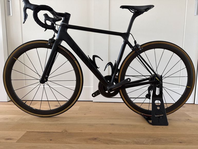 Used Canyon Ultimate CF SLX 8.0 Di2 2019 2019 Road & Gravel, Negro — image 2 of 22