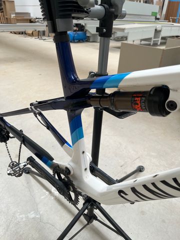Brugt Canyon Lux World Cup CFR Team 2024 Frameset 2024 Mountainbike — billede 13 af 27