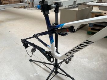 Used Canyon Lux World Cup CFR Team 2024 Frameset 2024 Mountainbike, Weiß, 29 — image 26 of 27