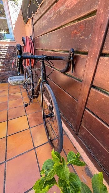Used Specialized Allez Sport 2025 2025 Road & Gravel, Negro — image 3 of 3