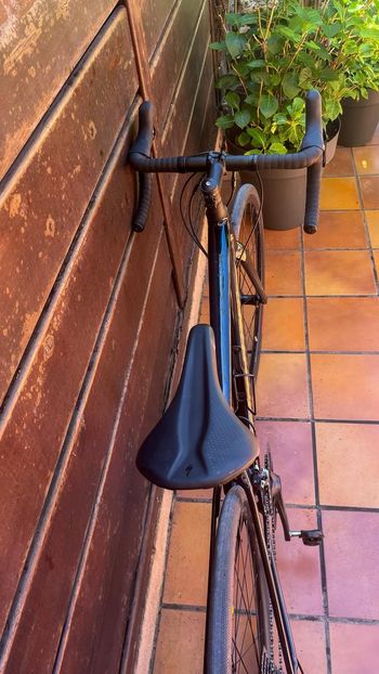 Used Specialized Allez Sport 2025 2025 Road & Gravel, Negro — image 2 of 3