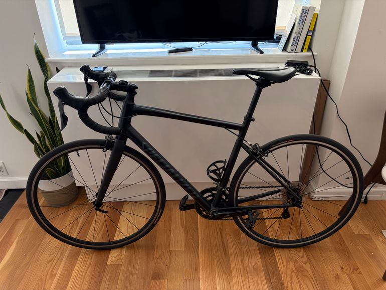 Used Specialized Allez 2022 2022 Road & Gravel, Black — image 1 of 4