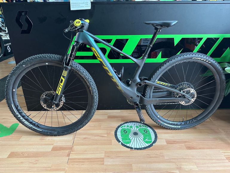 Used Scott Spark RC World Cup EVO AXS 2023 2023 Mountainbike, Green, 29 — image 9 of 10