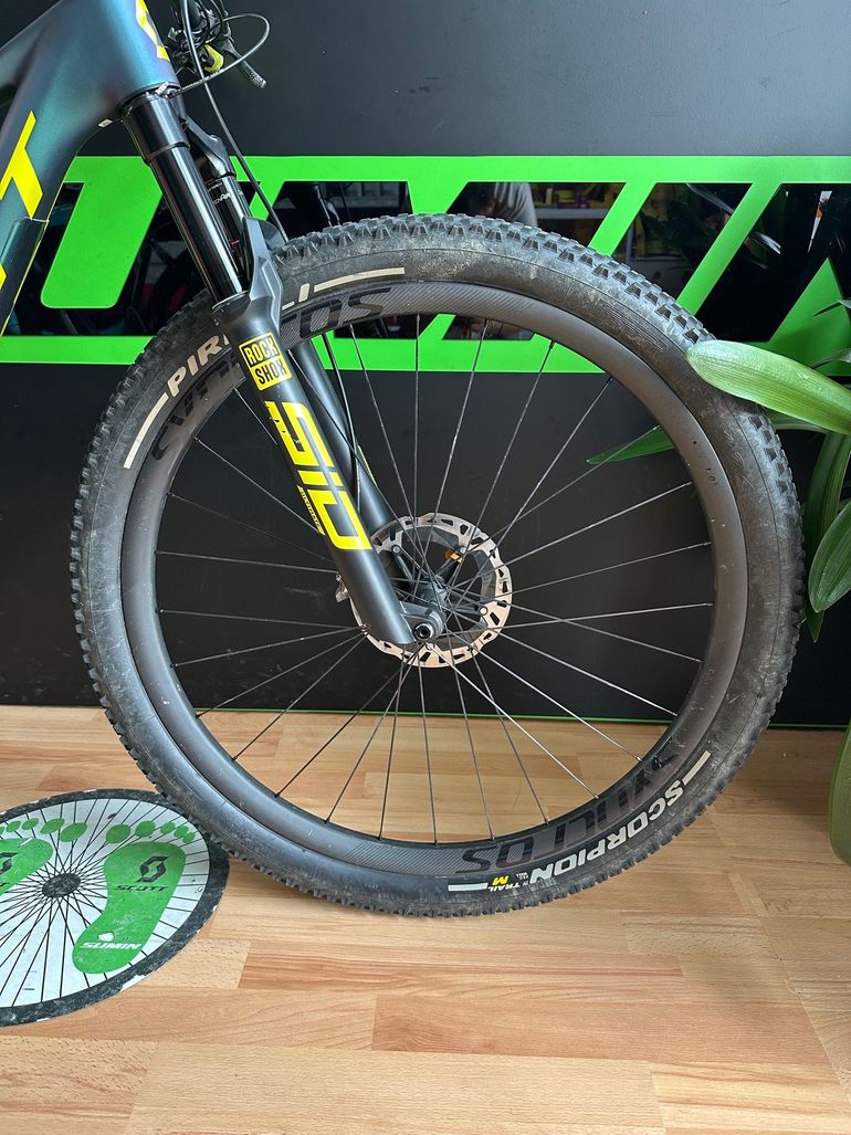 Used Scott Spark RC World Cup EVO AXS 2023 2023 Mountainbike, Green, 29 — image 8 of 10