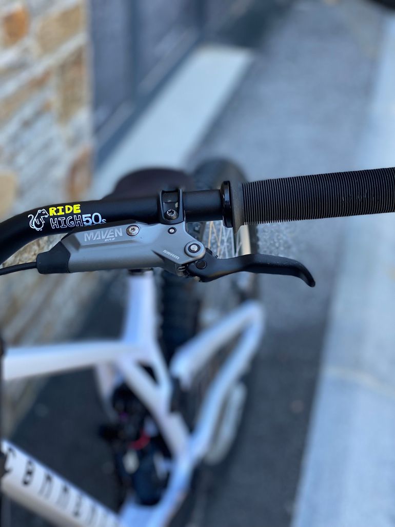 Used Commencal Supreme SRAM GX DH 2026 Mountainbike — image 8 of 10