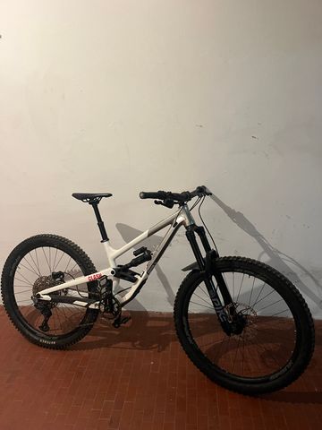 Gebrauchtes Commencal CLASH JR 2021 2021 Youth, Weiß — Bild 2 von 4