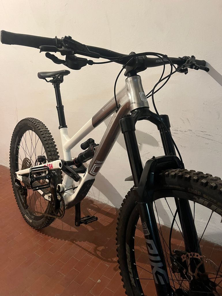 Used Commencal CLASH JR 2021 2021 Youth, White — image 4 of 4