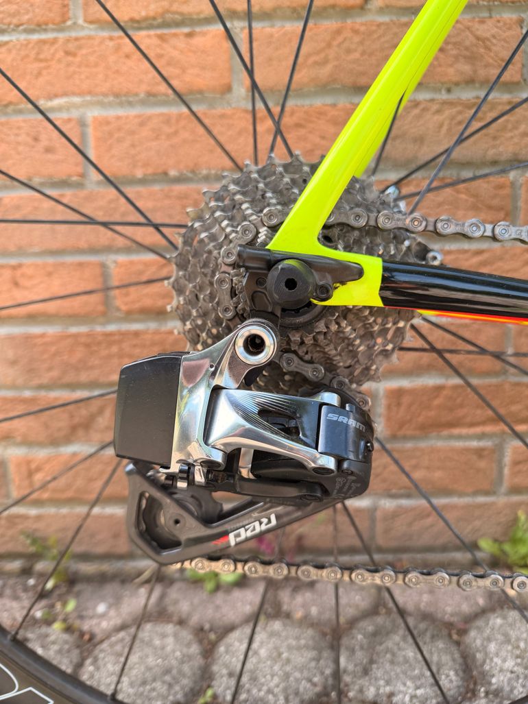 Used Cannondale SuperSix EVO 2019 Road & Gravel, Green — image 3 of 5