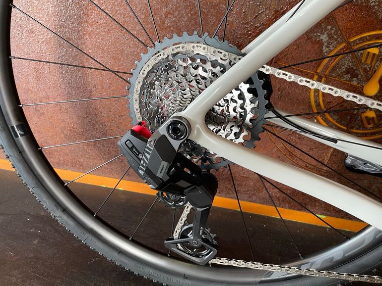 Used 3T Exploro SRAM Rival eTap AXS 2026 Road & Gravel, Blanco — image 4 of 5