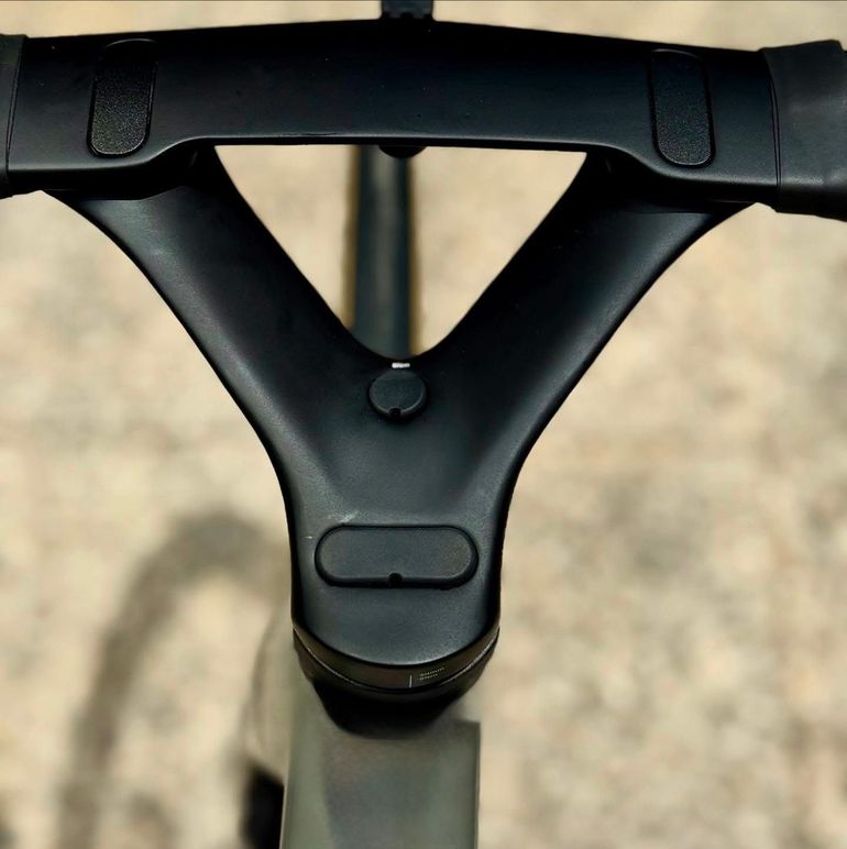 Used Cervélo S5 Ultegra Di2 2024 2024 Road & Gravel, Hellgrau — image 5 of 6