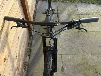 Used Trek Supercaliber SLR 9.8 XT Gen 2 2024 2024 Mountainbike, Black, 29 — image 6 of 9