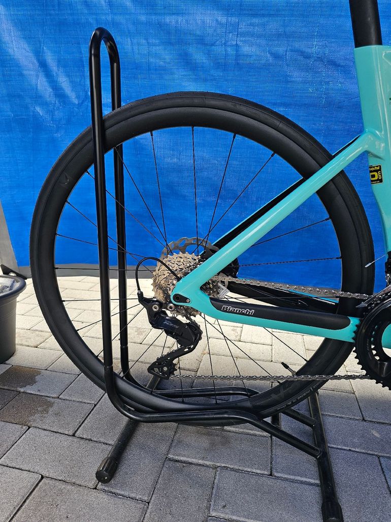 Used Bianchi Aria Shimano 105 2026 Road & Gravel, Blue — image 6 of 15