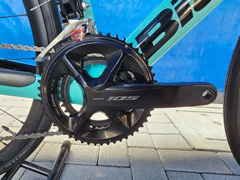 Used Bianchi Aria Shimano 105 2026 Road & Gravel, Blue — image 8 of 15