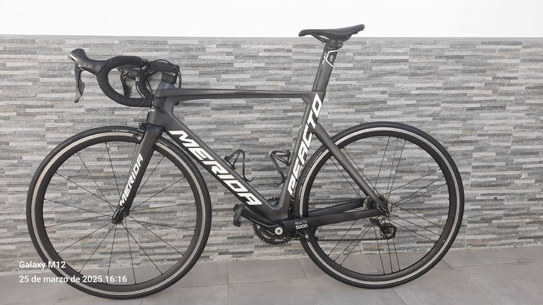 Used Merida REACTO 5000 2016 2016 Road & Gravel, Schwarz — image 1 of 9