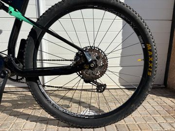Gebrauchtes Orbea OIZ M10-TR 2018 2018 Mountainbike, Schwarz — Bild 6 von 8