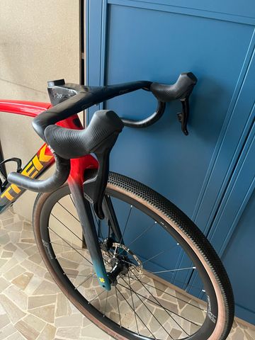 Used Trek Boone SRAM Rival eTap AXS 2026 Road & Gravel, Red — image 5 of 5