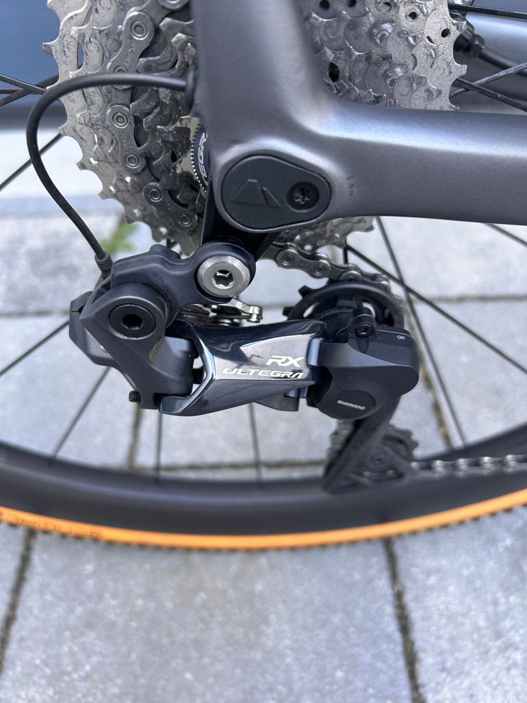 Used Canyon Inflite Shimano Ultegra Di2 2019 Road & Gravel — image 19 of 22