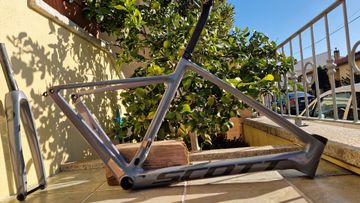 Gebrauchtes Scott Addict RC 10 prism 2021 Frameset 2021 Road & Gravel