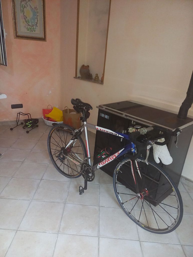 Used Wilier Triestina Shimano 105 2017 Road & Gravel, Gris claro — image 3 of 3