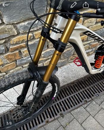 Used Giant Glory Advanced 2024 2024 Mountainbike, White, 29, 27.5 — image 4 of 5