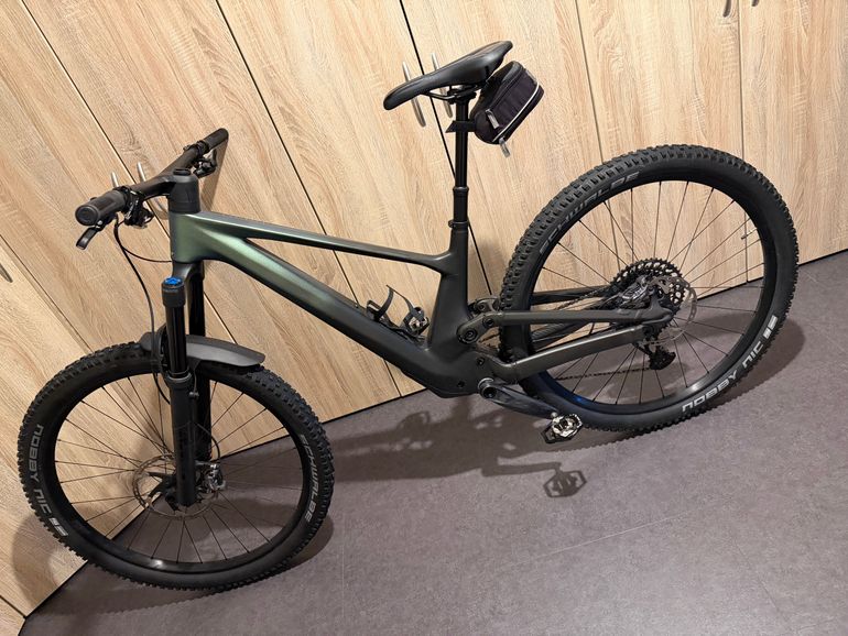 Used Scott Genius 910 2023 2023 Mountainbike — image 12 of 15