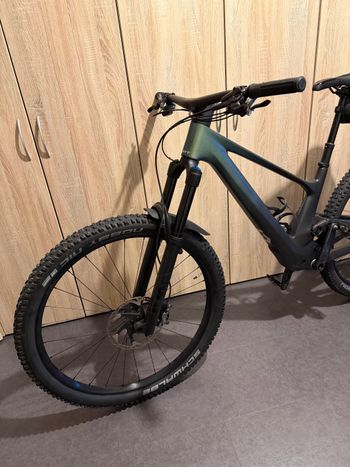 Used Scott Genius 910 2023 2023 Mountainbike — image 4 of 15